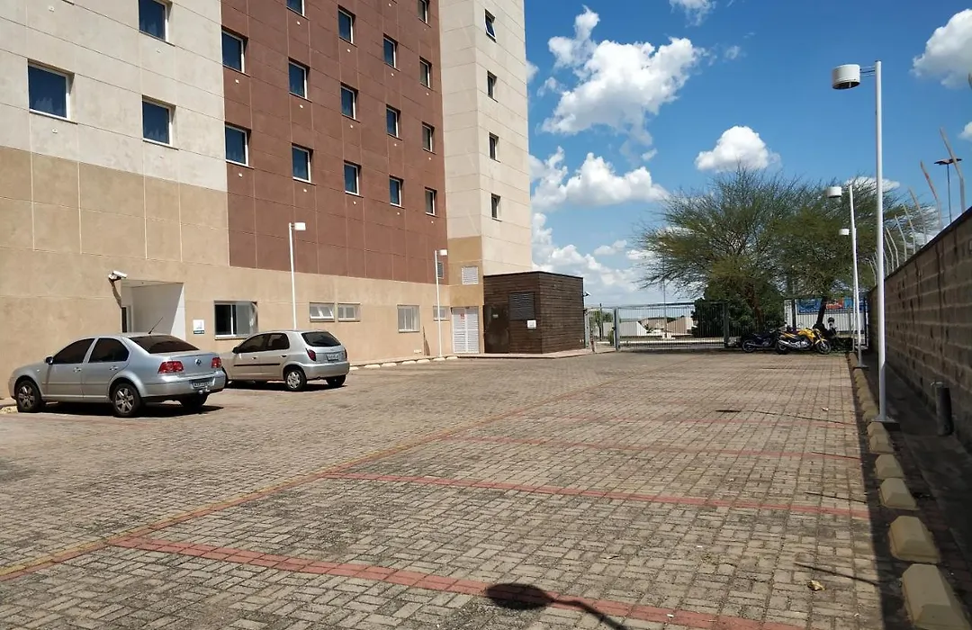 Hotel Ibis Lins-1