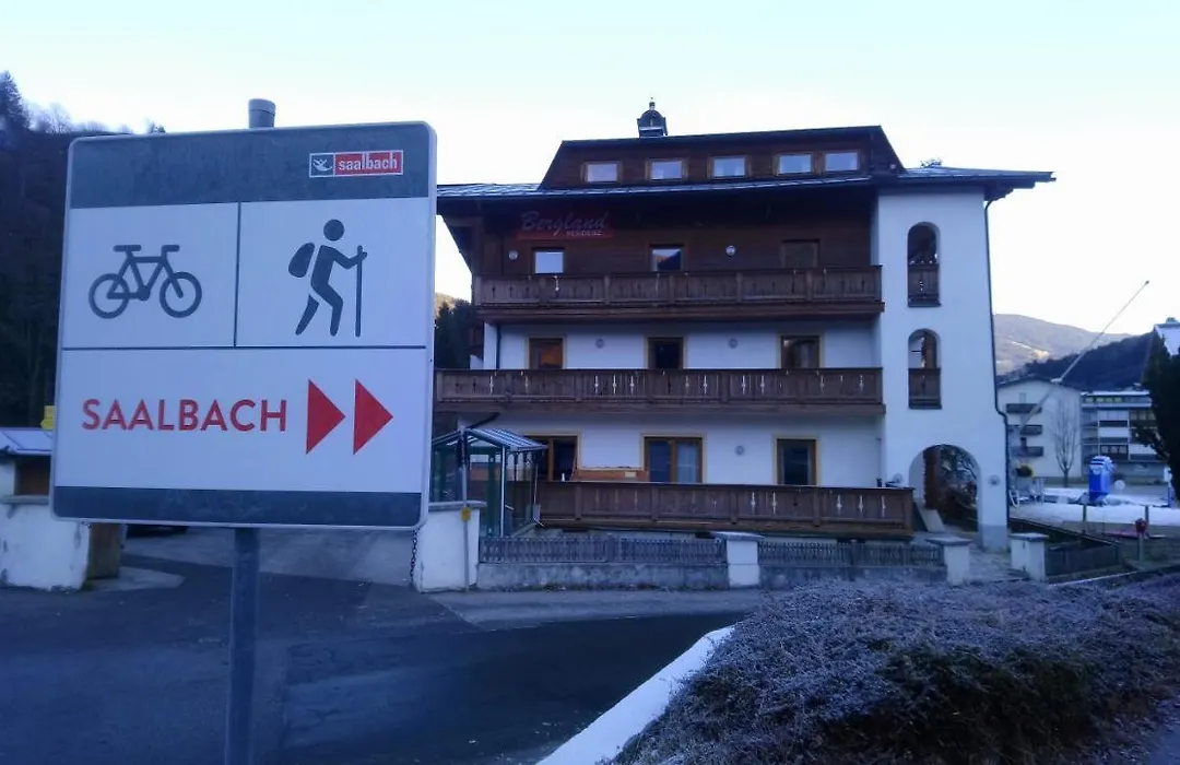 Bergland Residenz-1