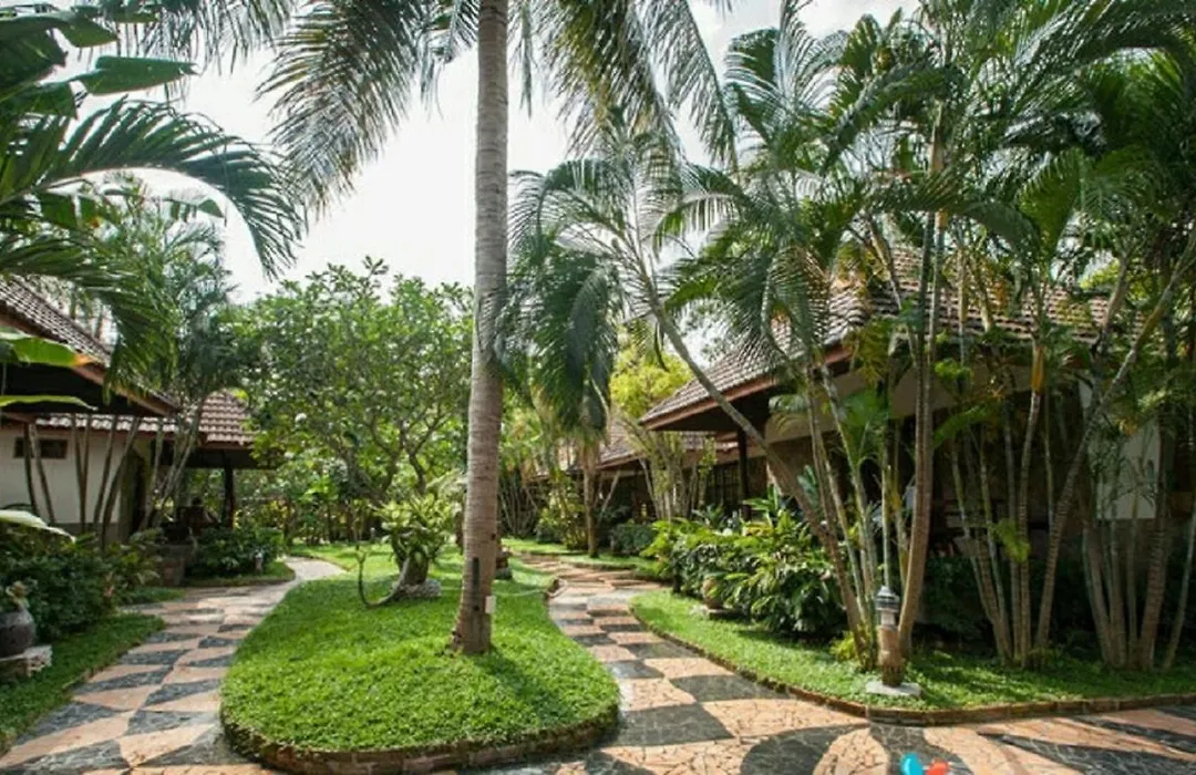 Salad Beach Resort - Sha Extra Plus-1