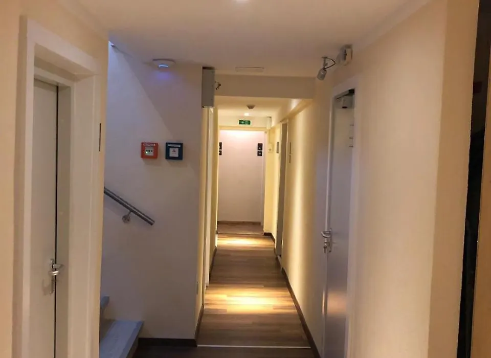 Center Rooms Villach-1