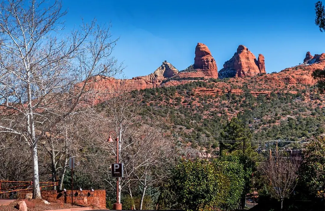 Sedona Uptown Suites-1