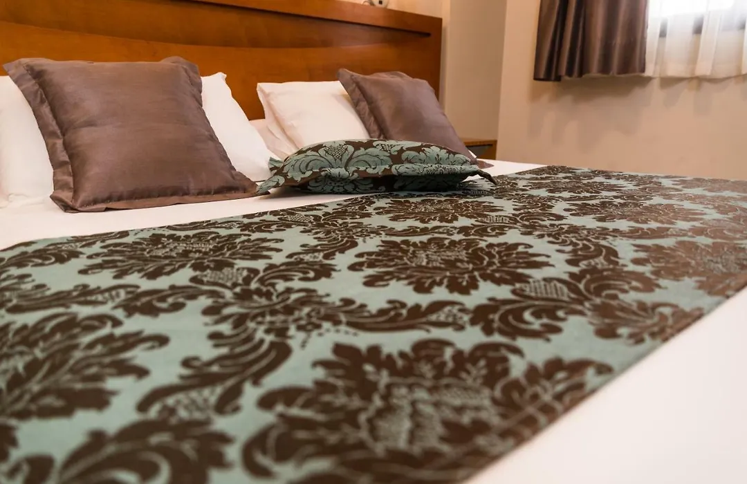 Summit Montese Tower Hotel-1