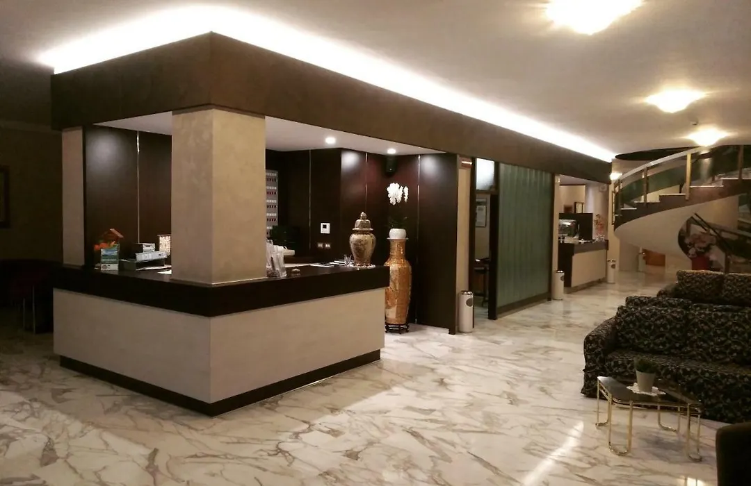 Hotel Reali-1
