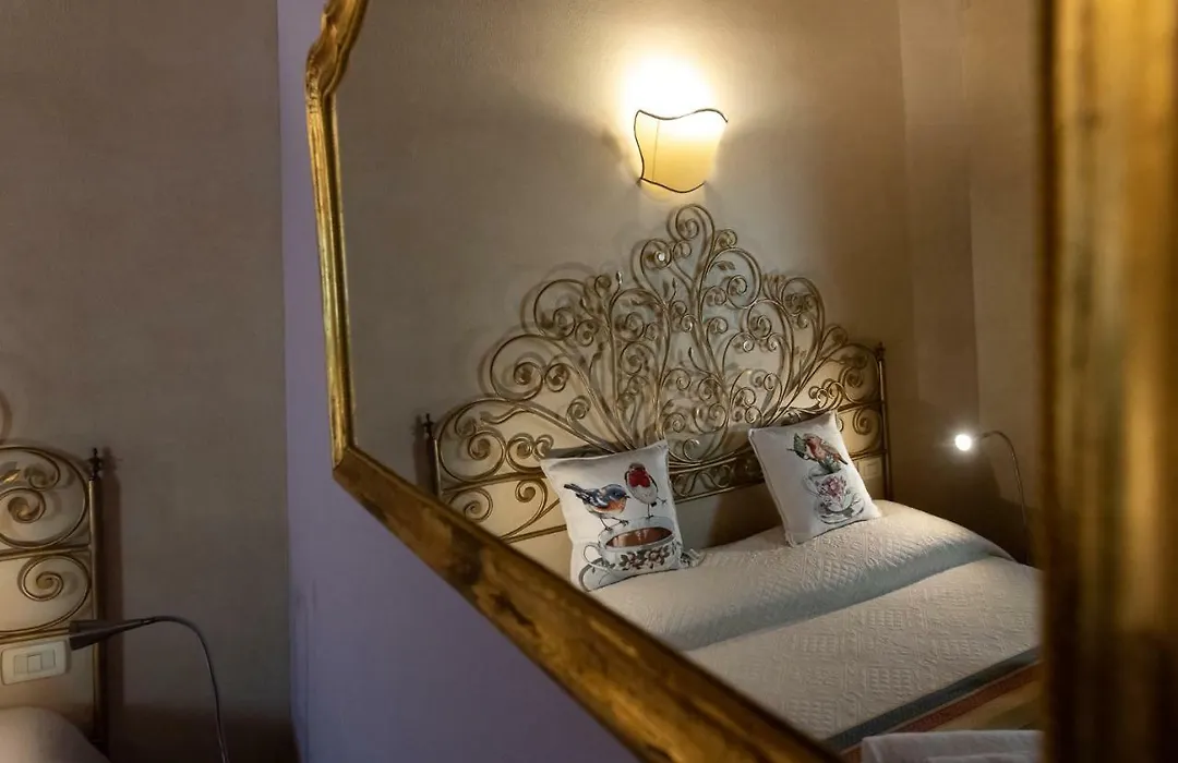La Tosca Rooms & Studios-1