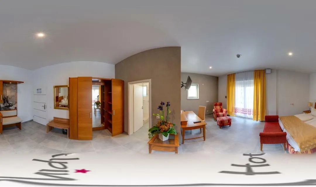 Alpina Home-1
