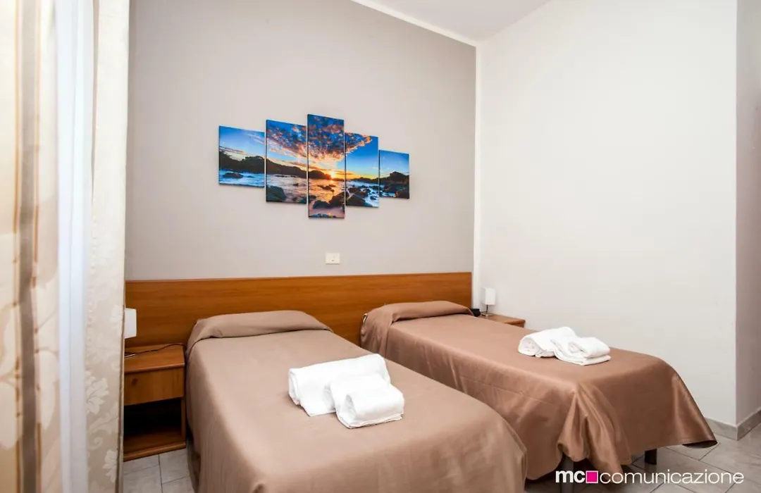 Hotel Il Cacciatore-1