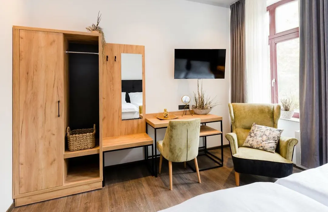 360 Grad Hotel & Bar-1