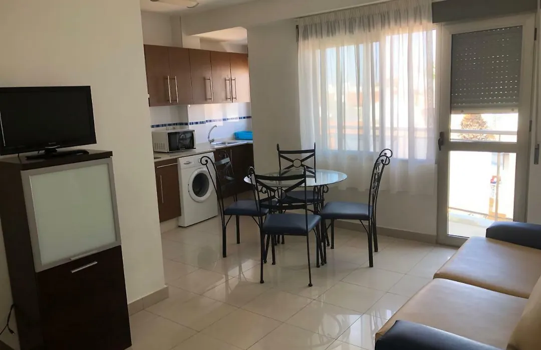 Apartamentos Esjovial-1
