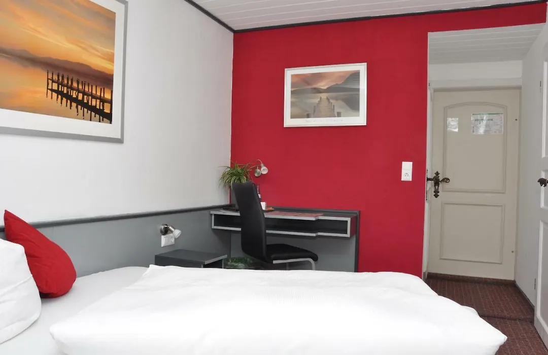 Hotel Garni Forellenfischer-1