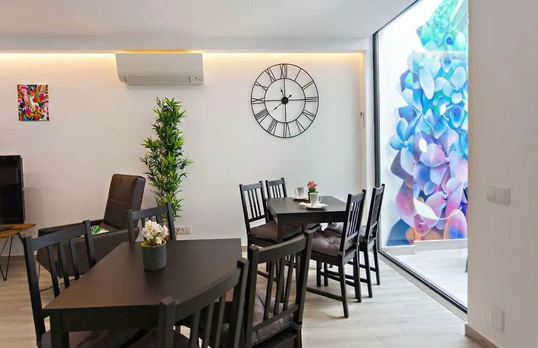 Faro Clara Suites-1
