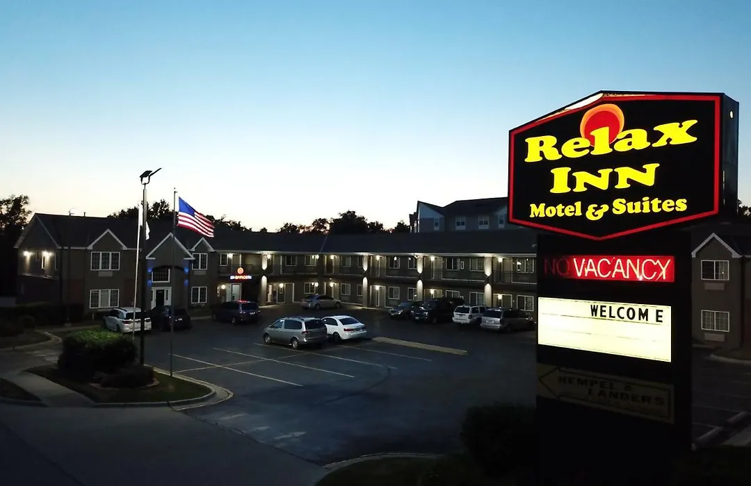 Relax Inn Motel And Suites Omaha-1
