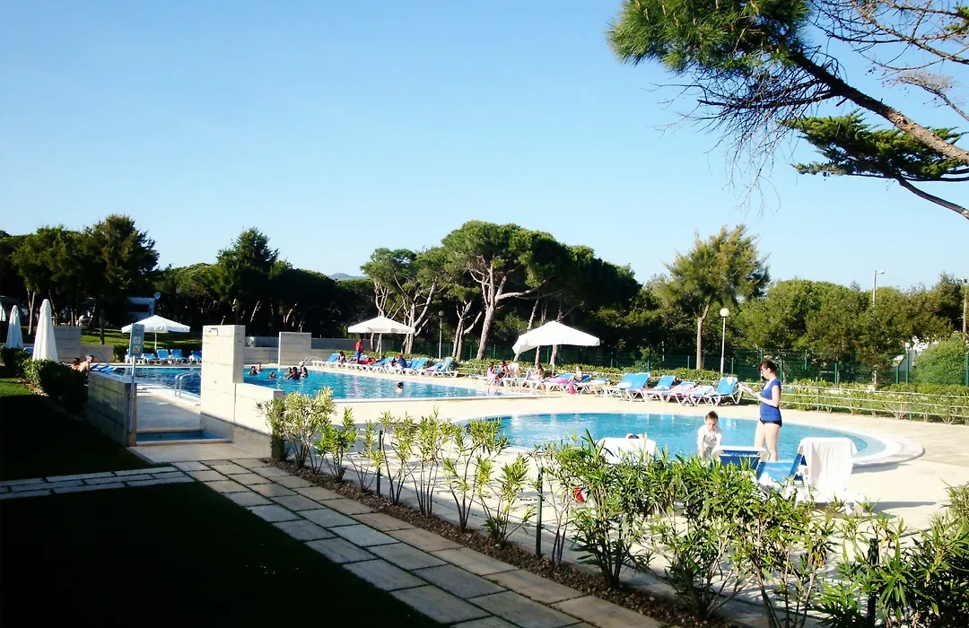 Orbitur Guincho Bungalows - Caravan Park-1