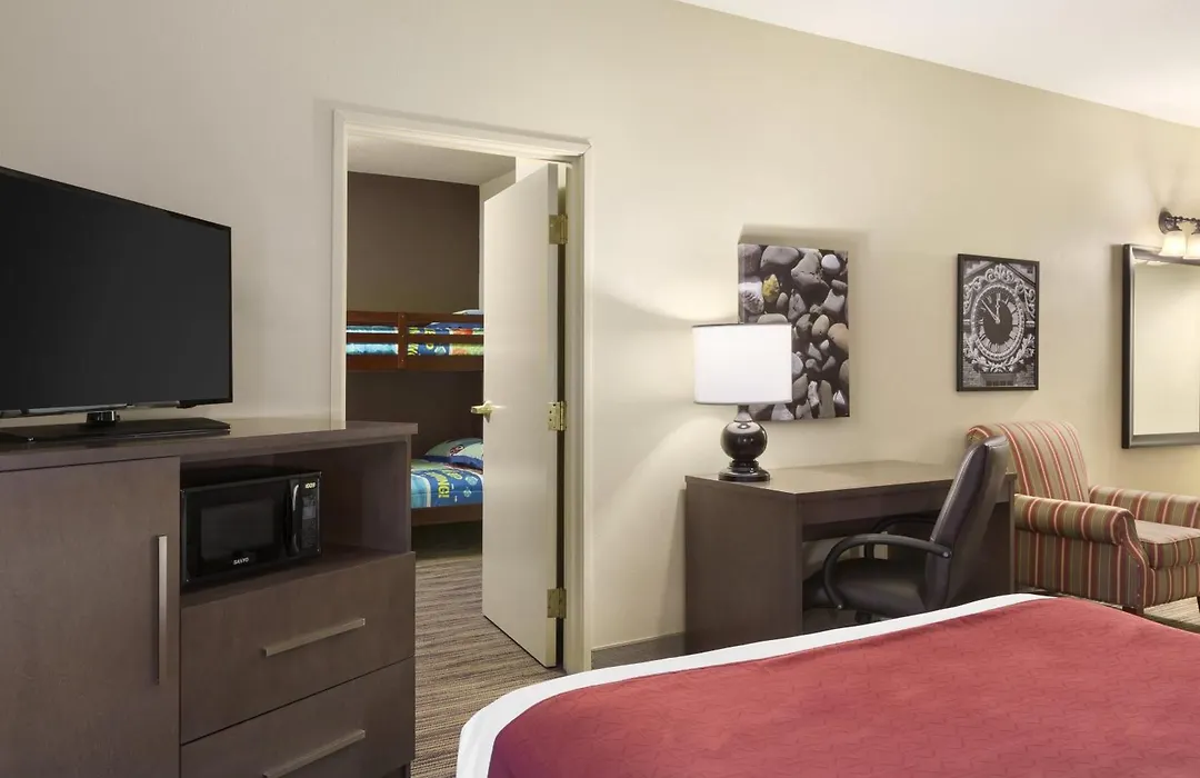 Country Inn & Suites By Radisson, Albert Lea - Austin-1