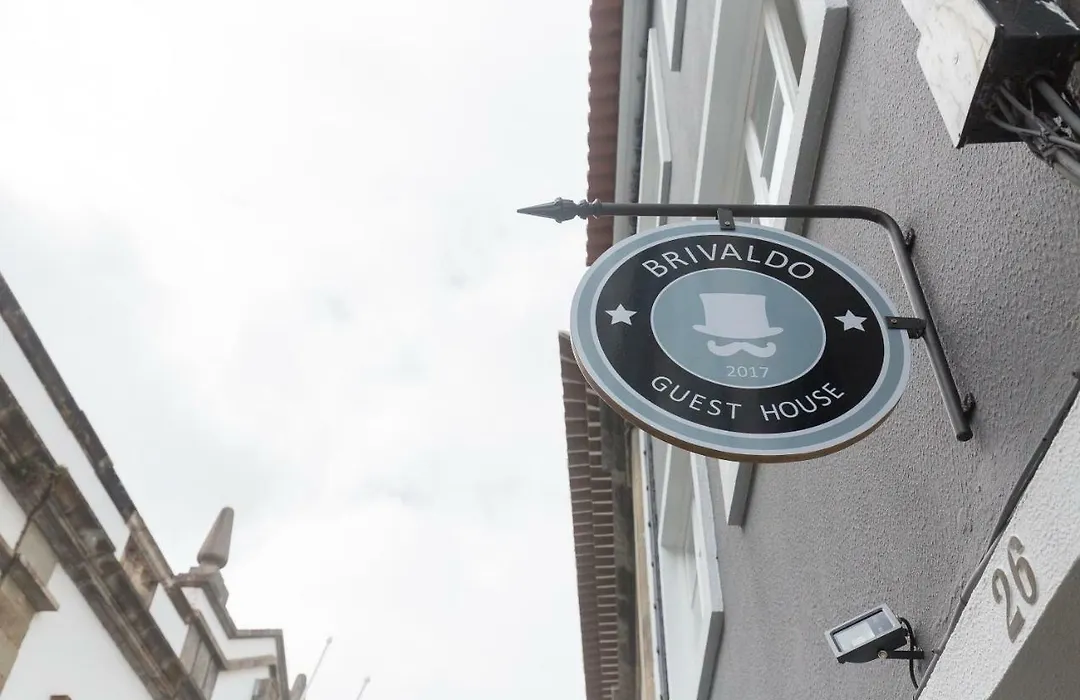 Brivaldo Guest House-1