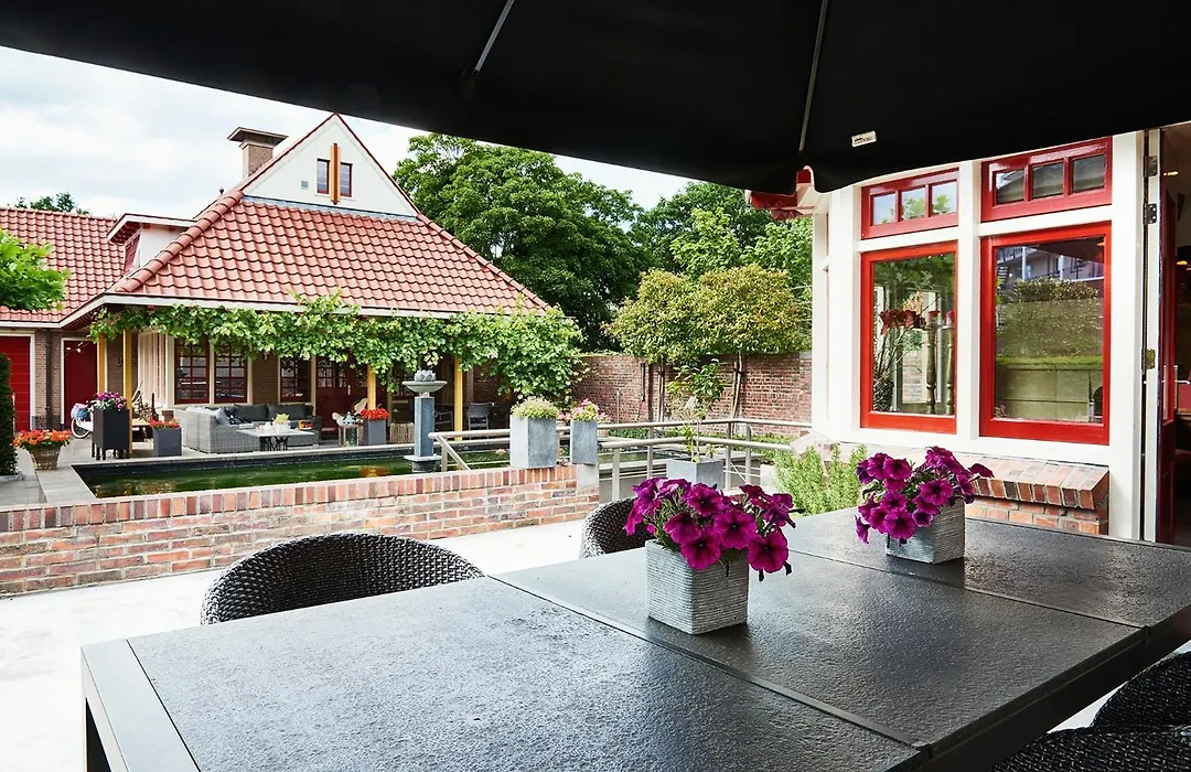 Guesthouse Villa Emmen-1