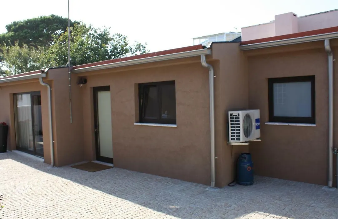 Areia Beach Guest House-1