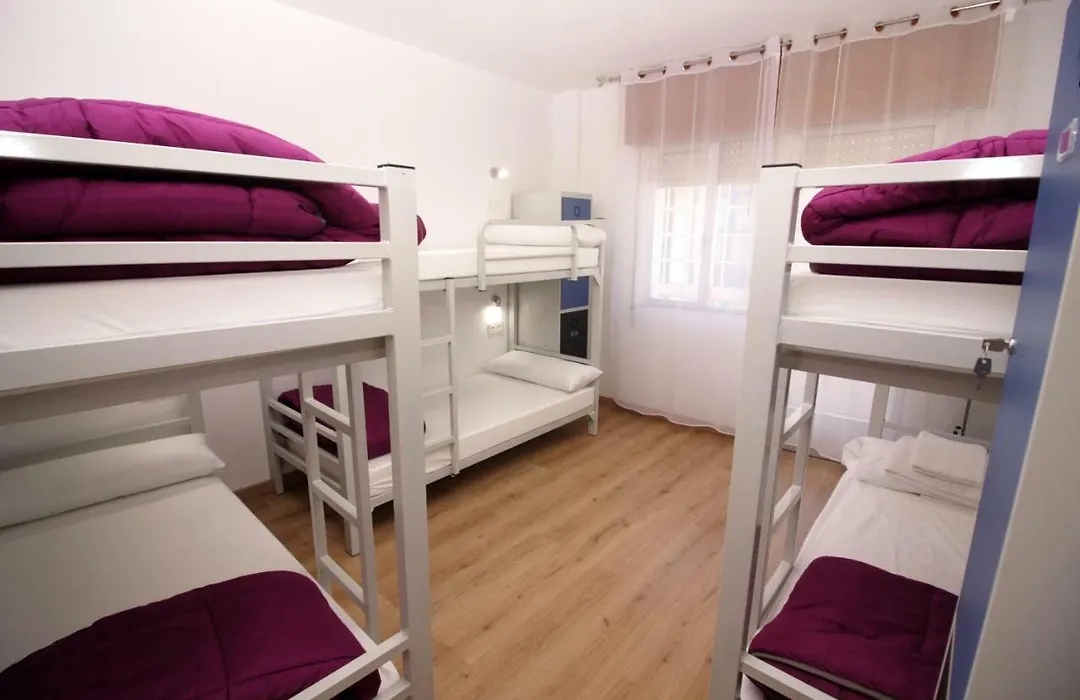 Albergue Lalin Centro-1