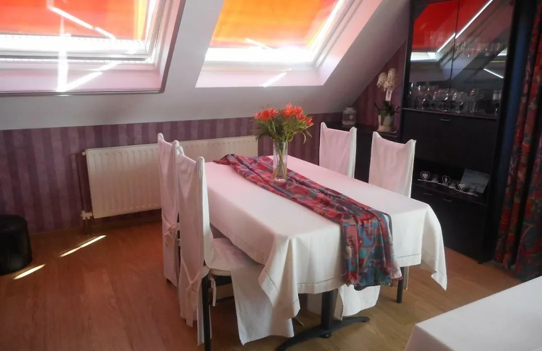B&B Fresco-1