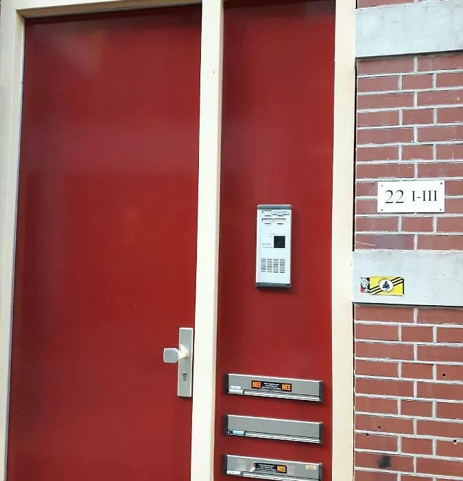 verzorgde kamer in monumentenpand-1