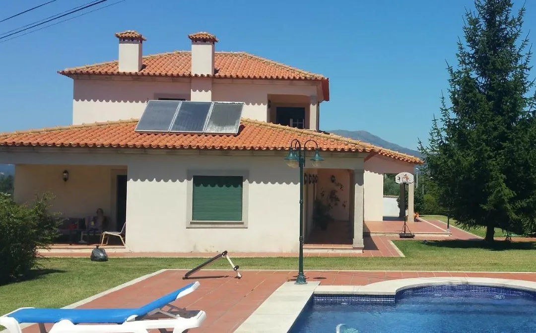Casa Estrada Da Guia-1