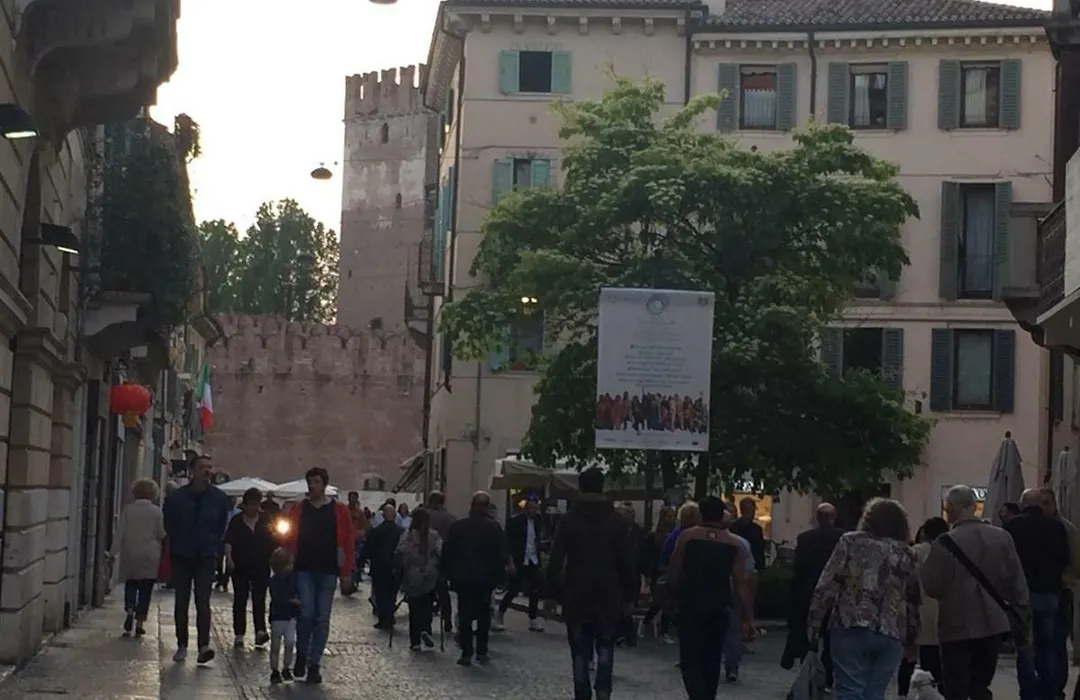 Via Roma 12 Verona-1