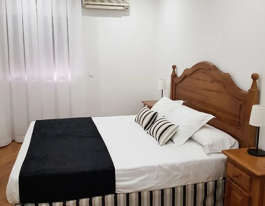 Hostal La Parada-1