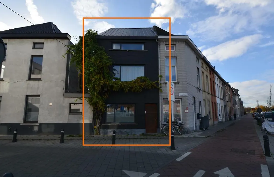 BNB Nest-1