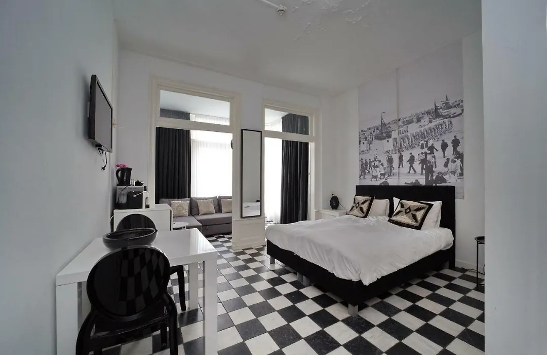 Hotel Zeespiegel-1