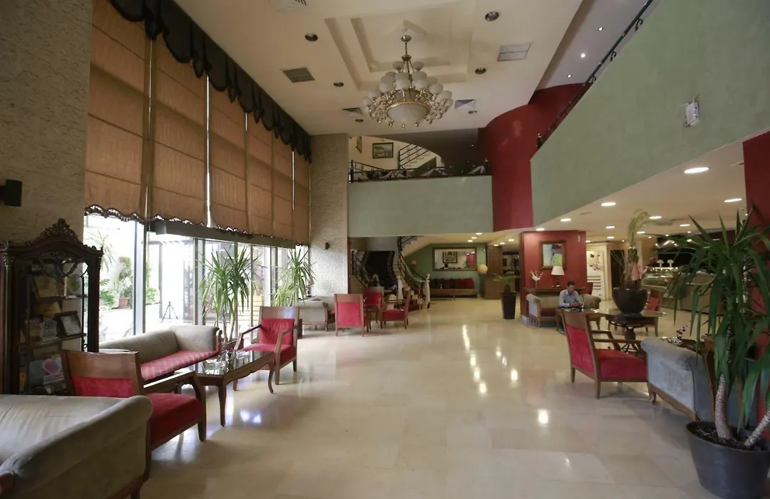 Al Fanar Palace Hotel And Suites-1