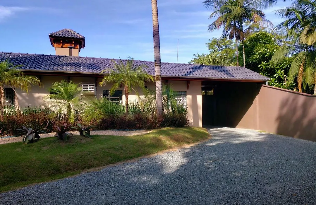 Motel Cisne Blumenau (Adults Only)-1