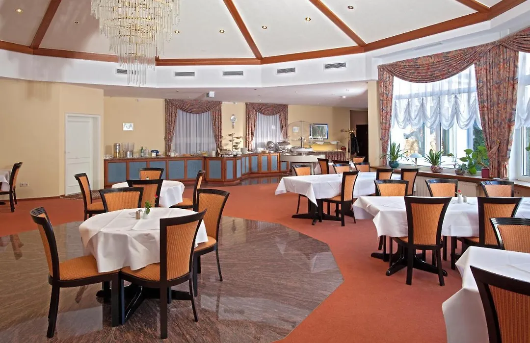 City Hotel-1