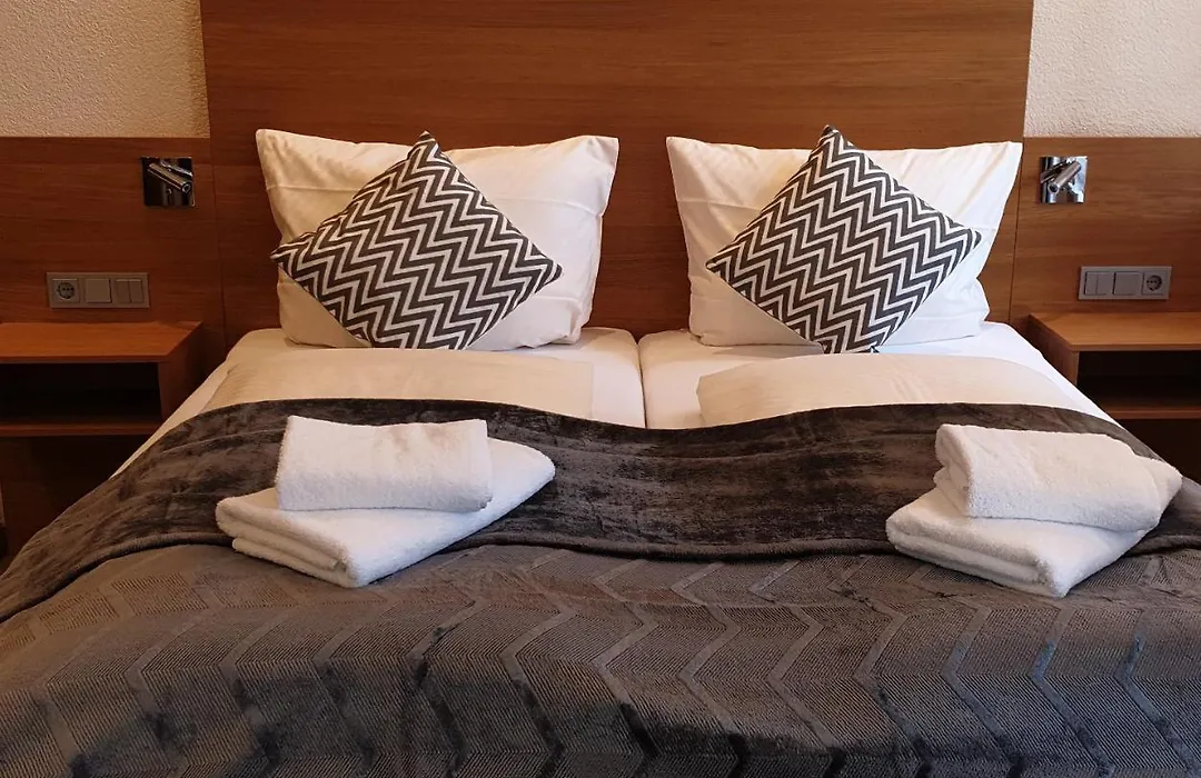 Gasthause Zur Krone Hotel-1