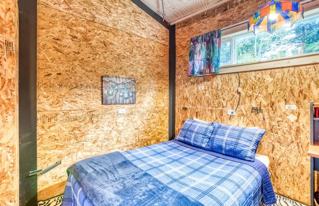 Incredibly Unique Bar Inspired Home With Private Hot Tub And Near The Beach Dogs Ok-1