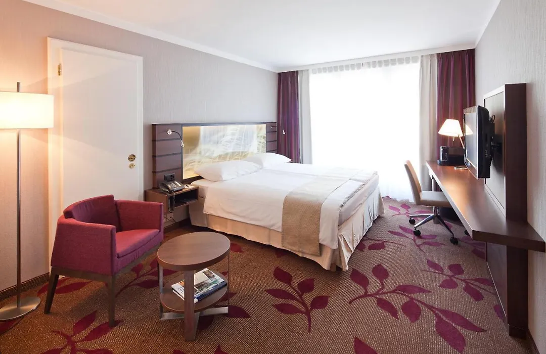 Hotel Ascot-1