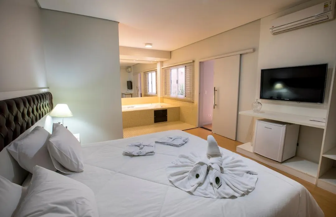 Hotel Gralha Azul-1