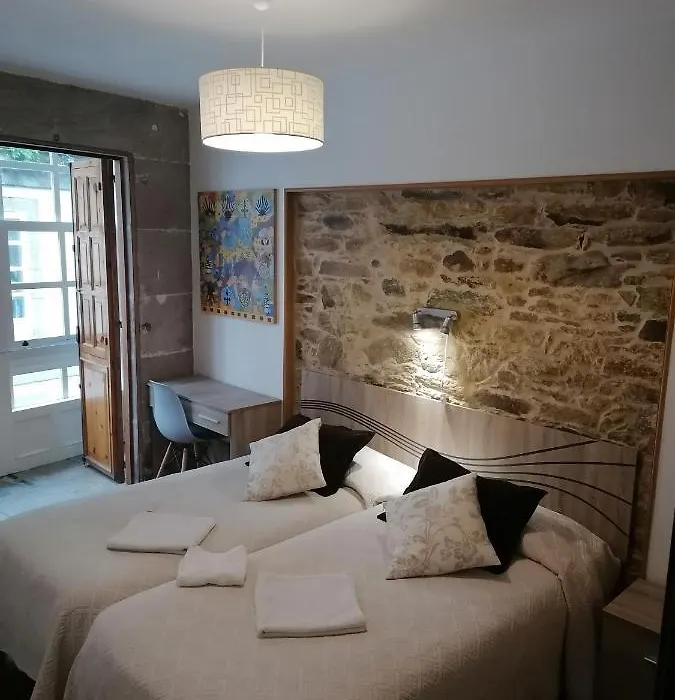 Hostal Forest-1