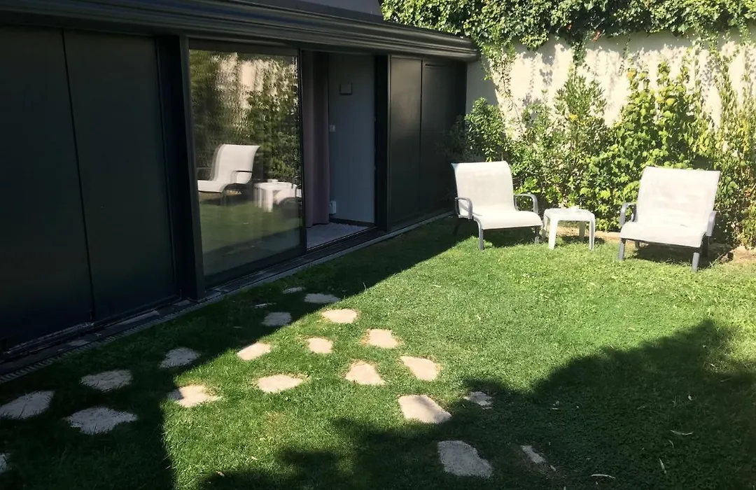 Bordeaux Cosy B&B-1