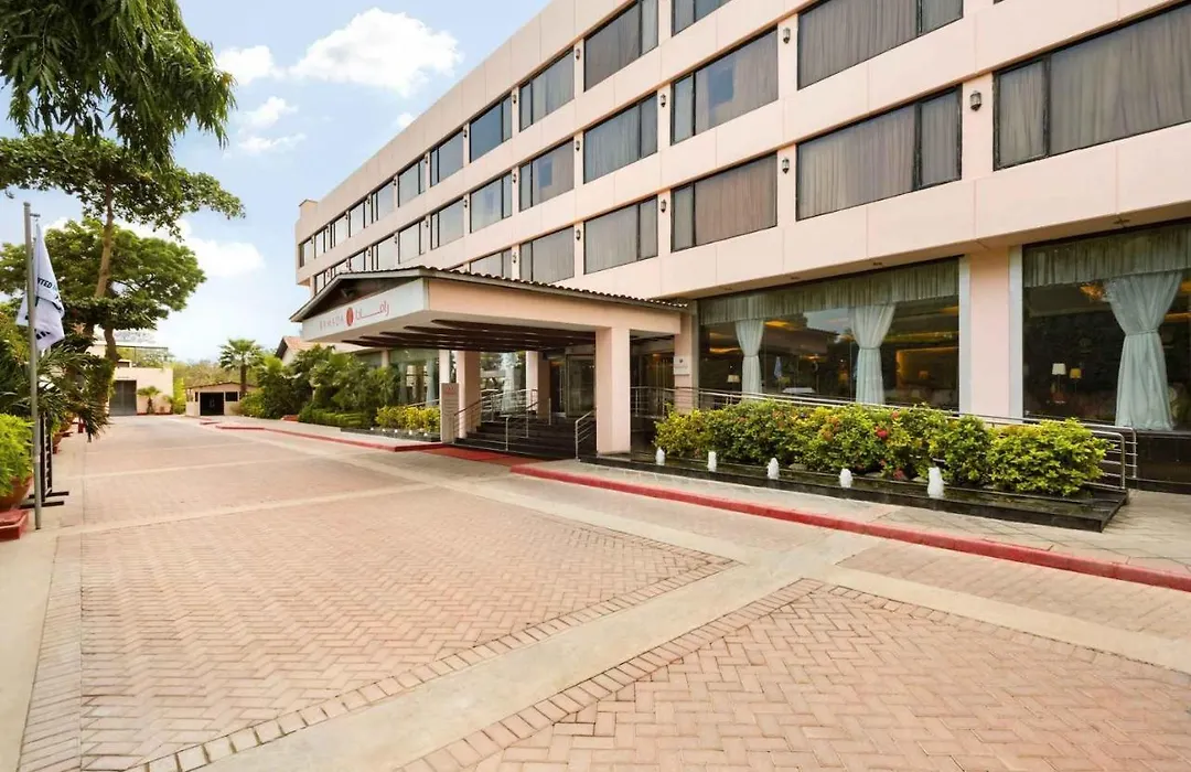 Ramada Plaza By Wyndham Karachi Airport Hotel-1