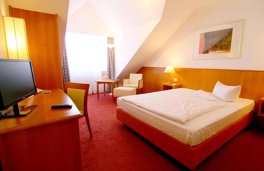 Vinothek Hotel - Boardinghouse-1