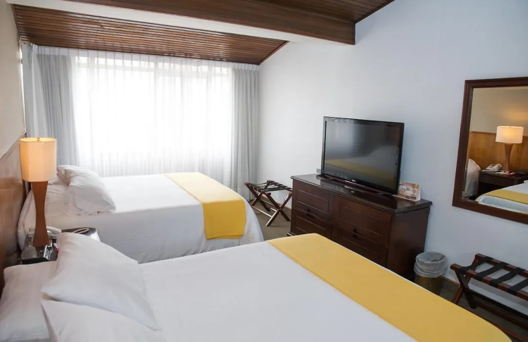 Hotel Excelsior-1