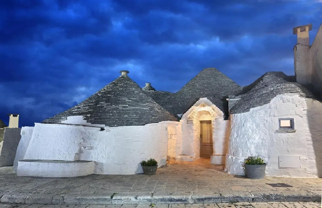 Trulli Holiday Deluxe & Wellness-1