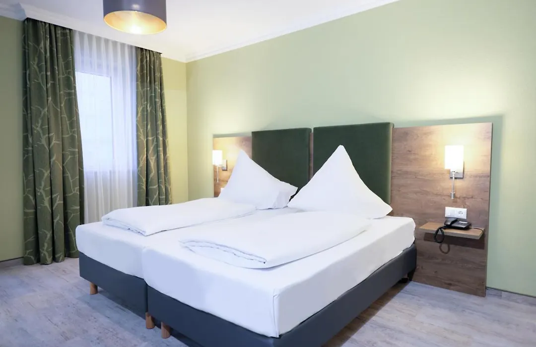 Hotel Römerstadt-1