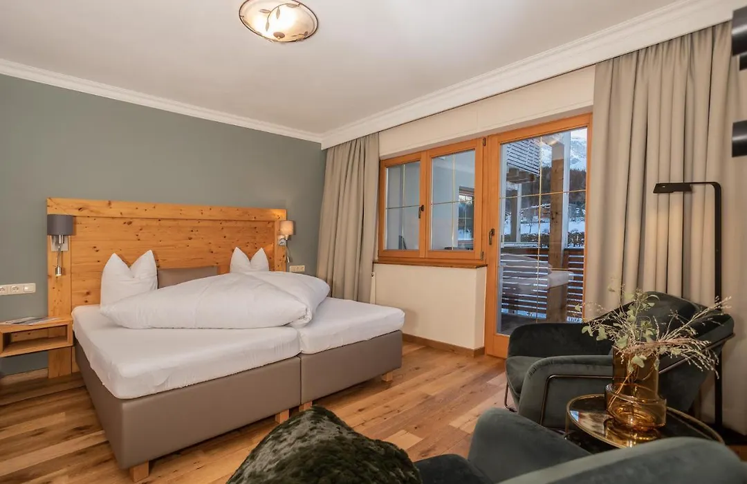 Boutiquehotel Berghof-1