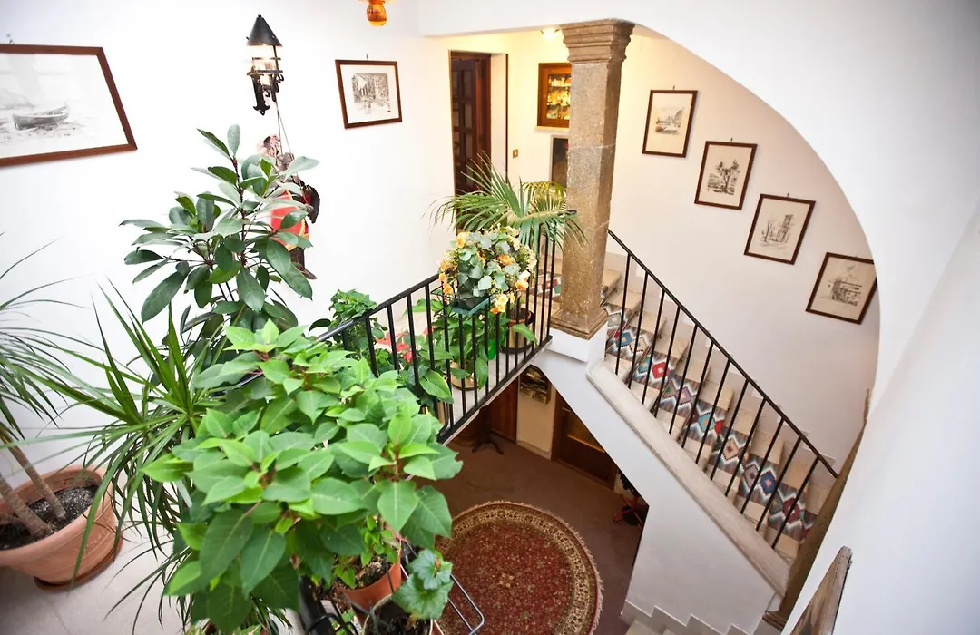Hotel Moderno-1