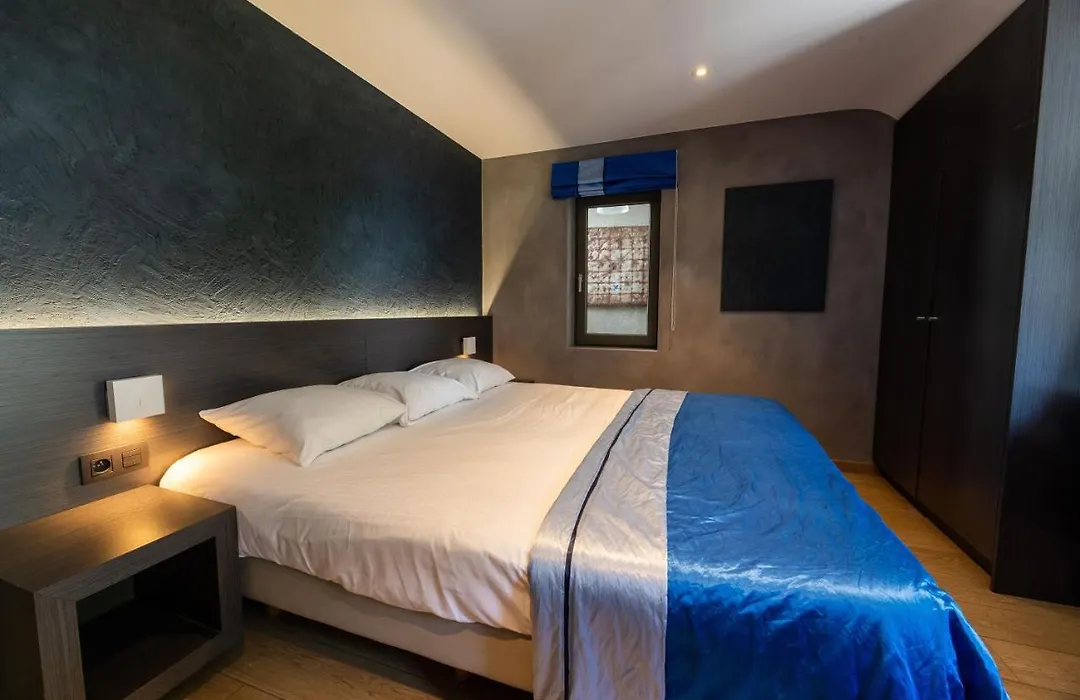 Hotel Victoria - Maison Caerdinael-1