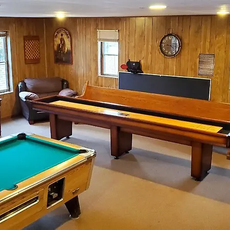Birch Knoll Motel-3