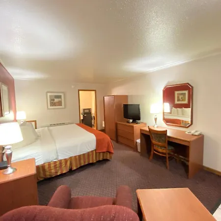 Fort Hays Inn-2