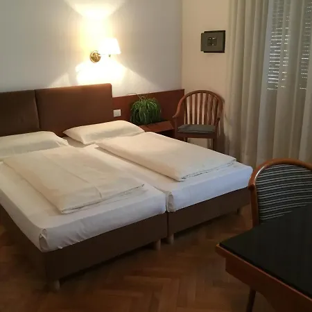 Hotel Adria-2