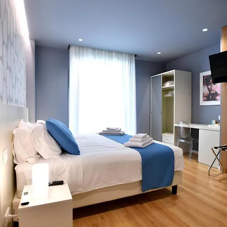 Nina B&B-2