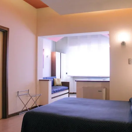 Hotel Oasi-3